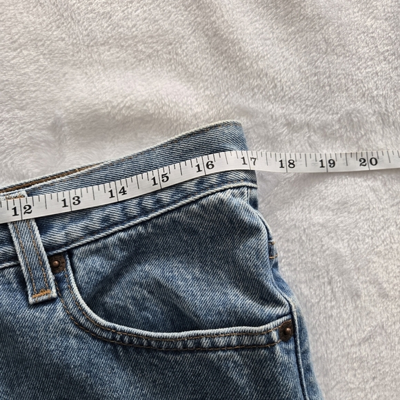 Levi's Women's High Rise Jeans - Light Blue - Picture 8 of 12